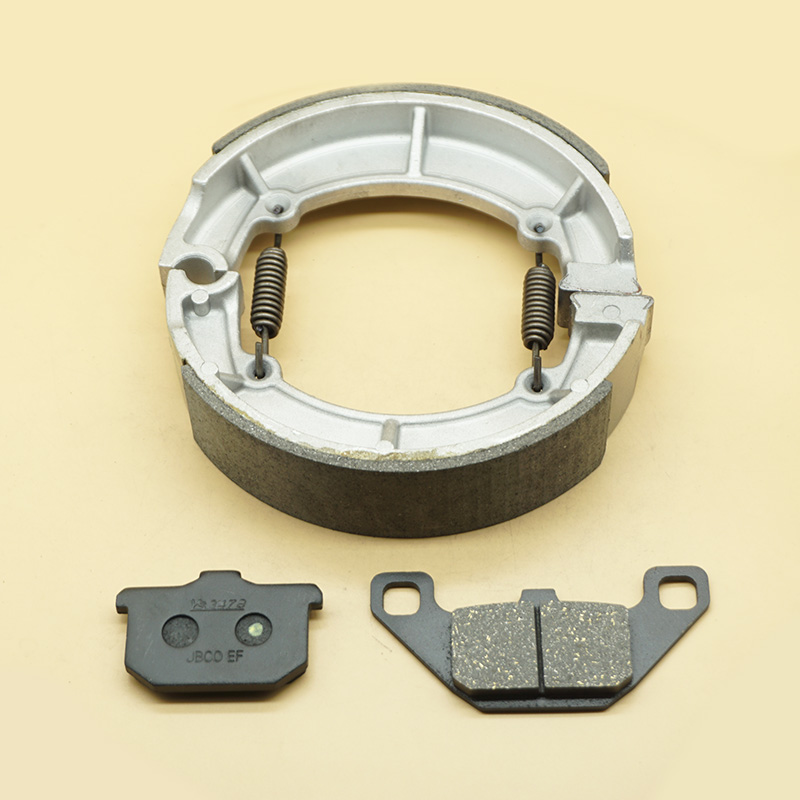 Brake Pad Set - Set Kit sepatu rem belakang untuk